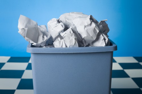 Efficient waste management team in Chelsea